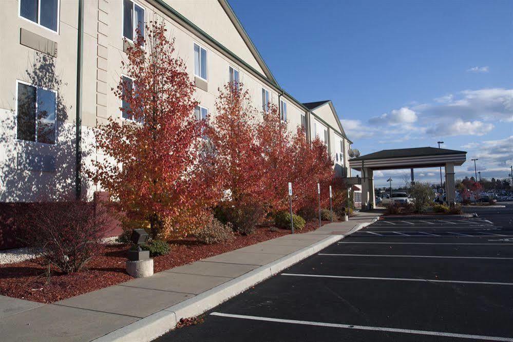 Comfort Inn & Suites Harrisburg Exterior photo